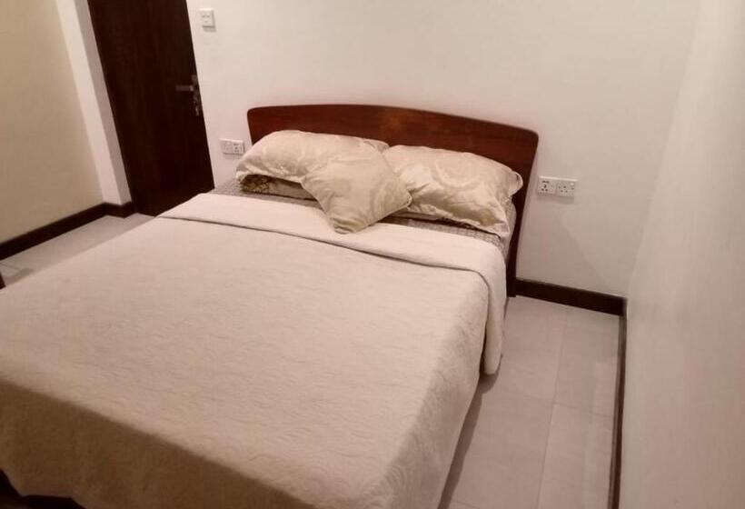 デラックスルーム, The Bliss Hostel Kandy