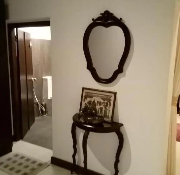 スーペリアールーム, The Bliss Hostel Kandy