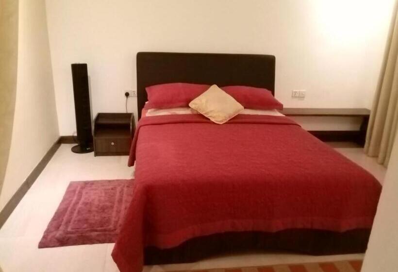 スーペリアールーム, The Bliss Hostel Kandy