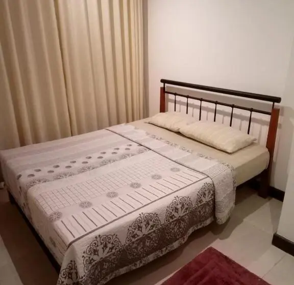 スタンダードルーム, The Bliss Hostel Kandy