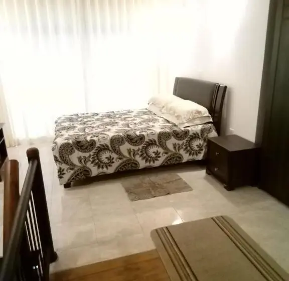 1ベッドルームドゥプレックスアパートメント, The Bliss Hostel Kandy