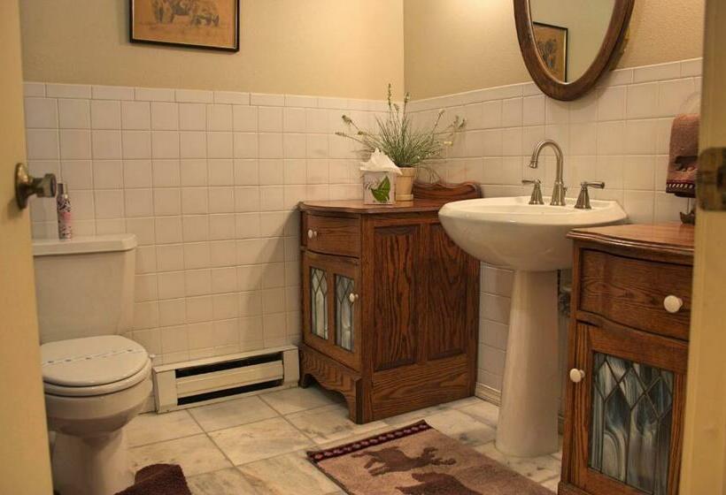 身障者適用スタンダードルーム, Black Bear Manor