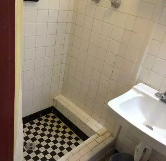 スタンダードルーム, Budget Inn   Scottsboro