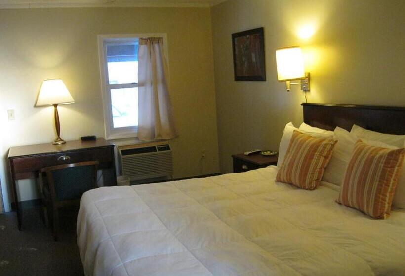 Номер Стандартный Кровать Куин, Cedar Hill Lodge