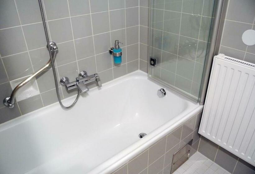 غرفة قياسية, Frühstückspension Paradiesgartl