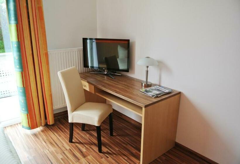 غرفة كمفورت مع بلكونة, Frühstückspension Paradiesgartl