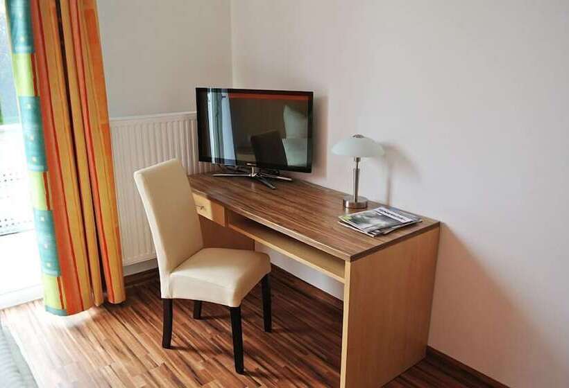 غرفة كمفورت مع بلكونة, Frühstückspension Paradiesgartl