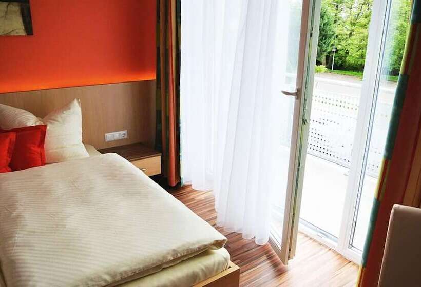 غرفة كمفورت مع بلكونة, Frühstückspension Paradiesgartl