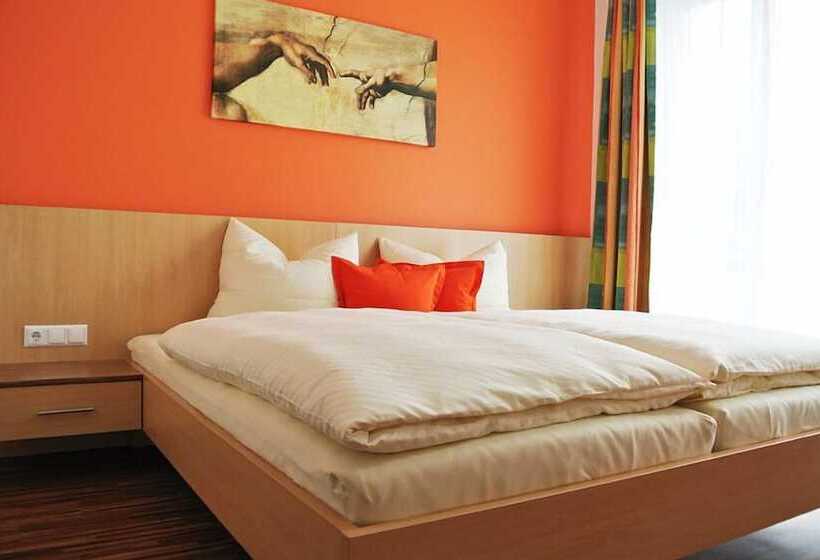 غرفة كمفورت مع بلكونة, Frühstückspension Paradiesgartl