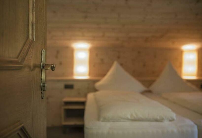 Апартаменты 3 Спальни, Haus Barbara