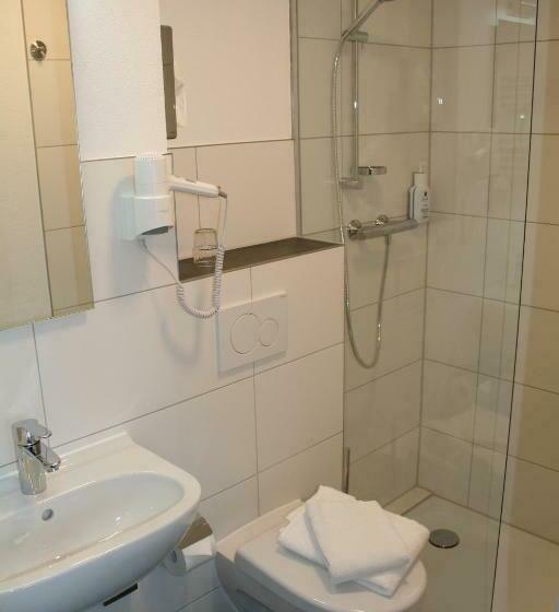 スタンダードシングルルーム, Lahn