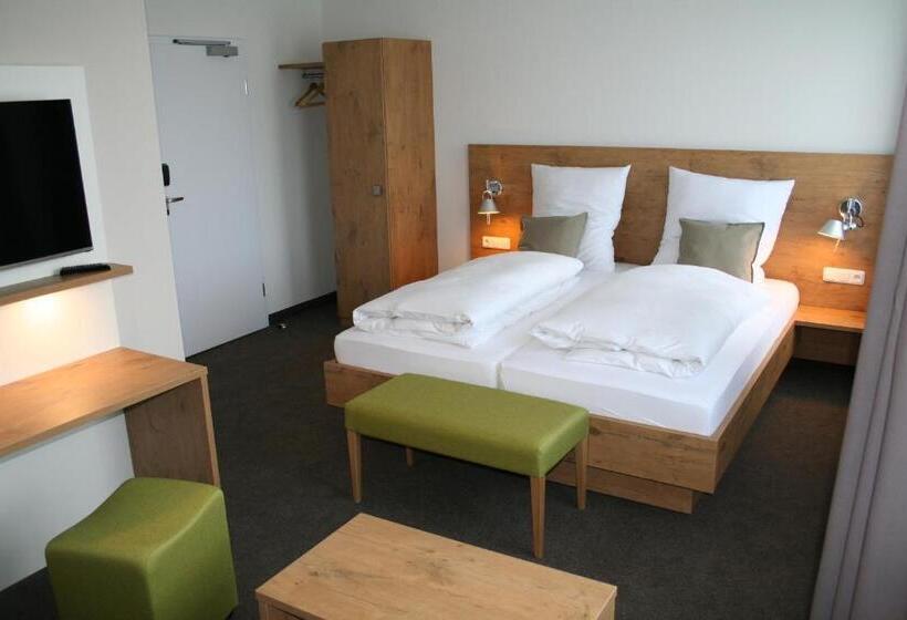 주니어 스위트, Lahn