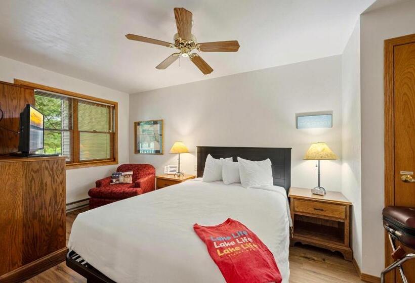 جناح مزود بجاكوزى, Pheasant Park Resort