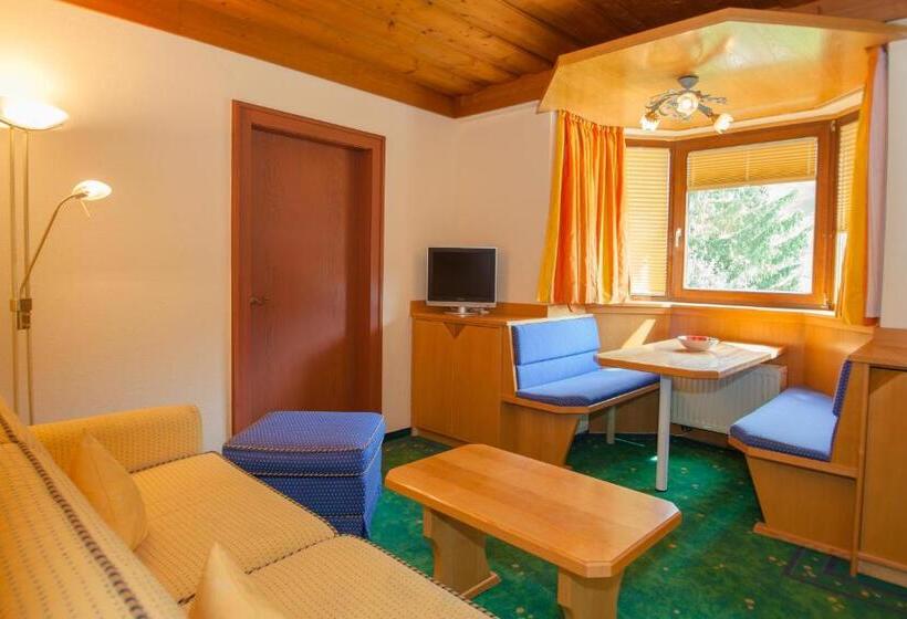 سوییت جونیور, Evident Hotel Prägant