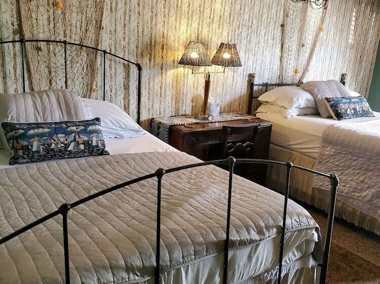 غرفة ديلوكس, Shamrock Cove Inn