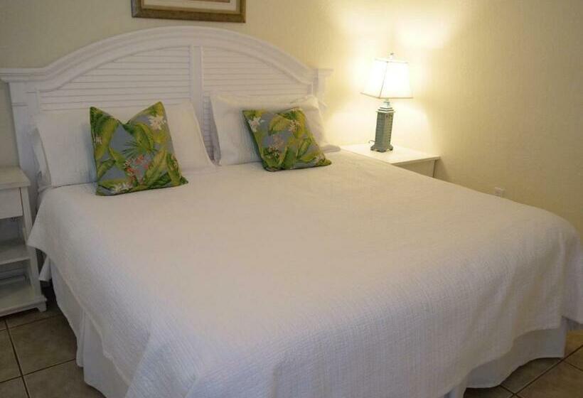 דירת שני חדרים, The Sea Spray Resort