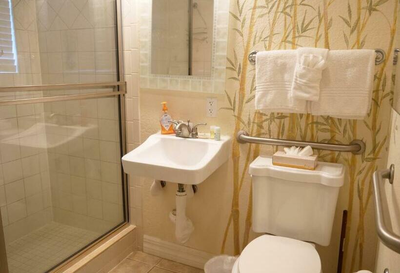 דירת שני חדרים, The Sea Spray Resort