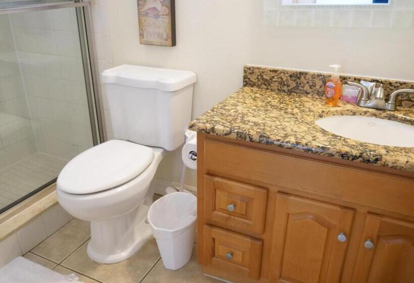 סטודיו סטנדרט עם מרפסת, The Sea Spray Resort