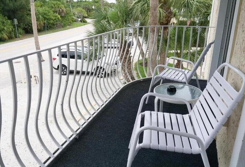 סטודיו סטנדרט עם מרפסת, The Sea Spray Resort