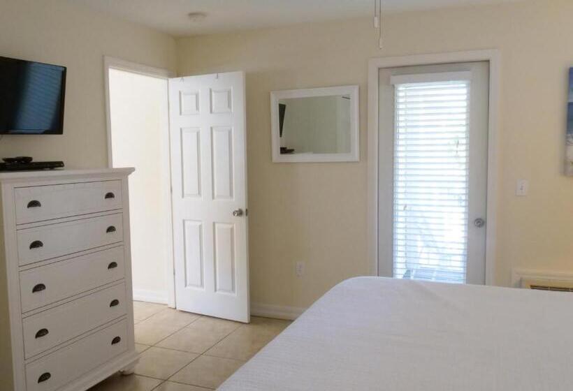 סוויטה עם מרפסת, The Sea Spray Resort