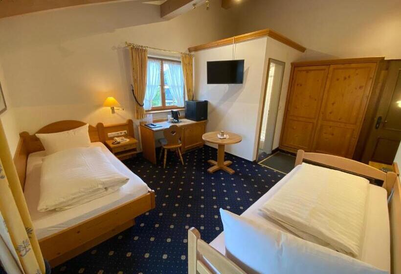 חדר סטנדרט עם מרפסת, Kur  Und Ferienhotel Haser