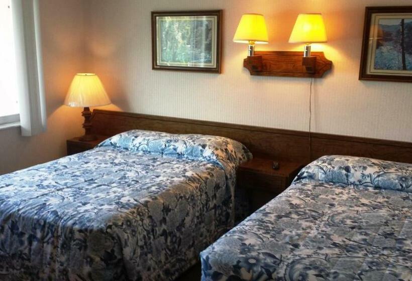 غرفه قياسيه سريرين مزدوجين, Nocturne Motel