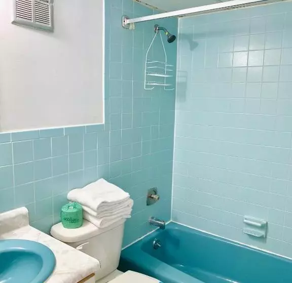 ２ベッドルームアパートメント, White Caps Motel