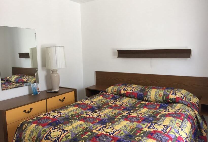 ２ベッドルームアパートメント, White Caps Motel