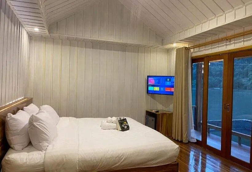 اتاق استاندارد با چشم‌انداز دریاچه, Nongkhiaw The Float House