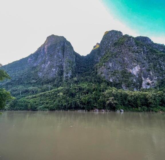 Номер Стандарт Вид на Озеро, Nongkhiaw The Float House