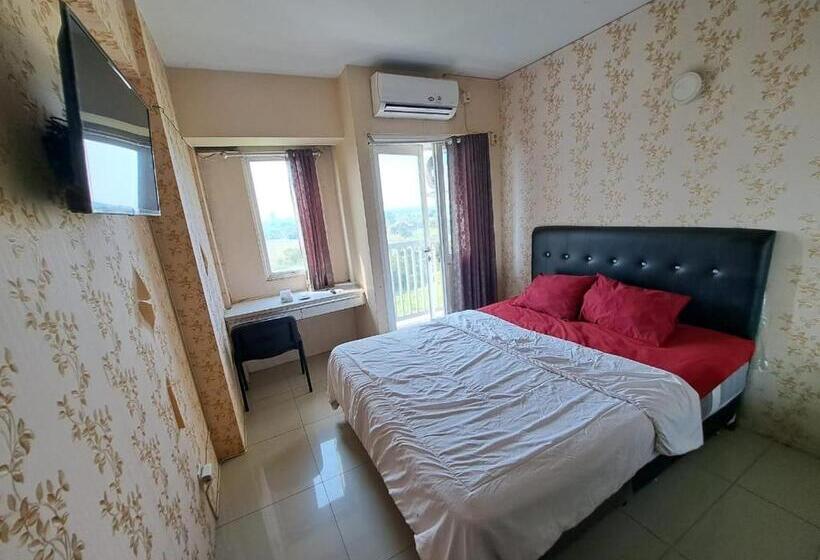 Номер Deluxe, Oyo Life 93106 Apartement Grand Sentraland By Andi