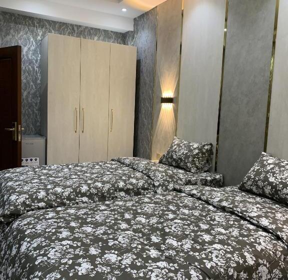 اتاق سوپریور با چشم‌انداز شهر, Panorama