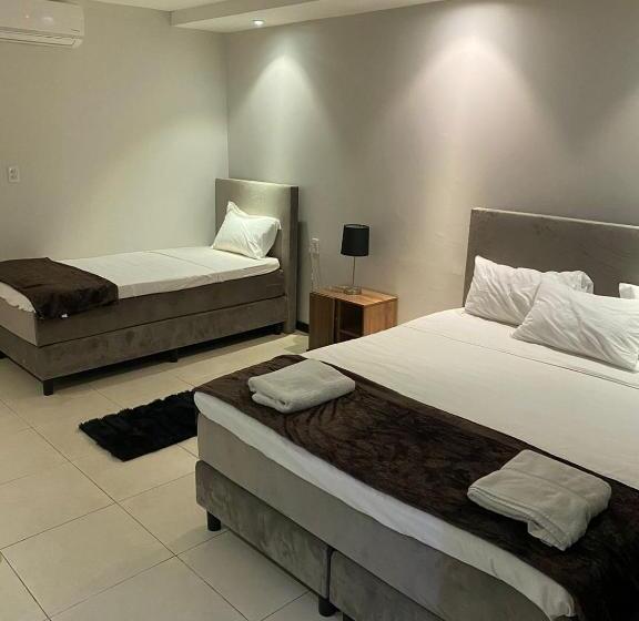 اتاق استاندارد سه نفره, Ritzz