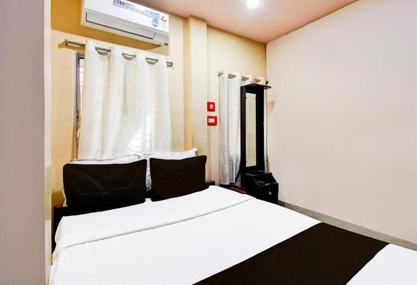 חדר קלאסי לשלושה, Super Oyo Dreams Inn