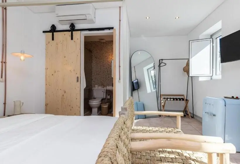 Suite with Terrace, Amália Boutique Suites & Studios   By @ Rita´s Place