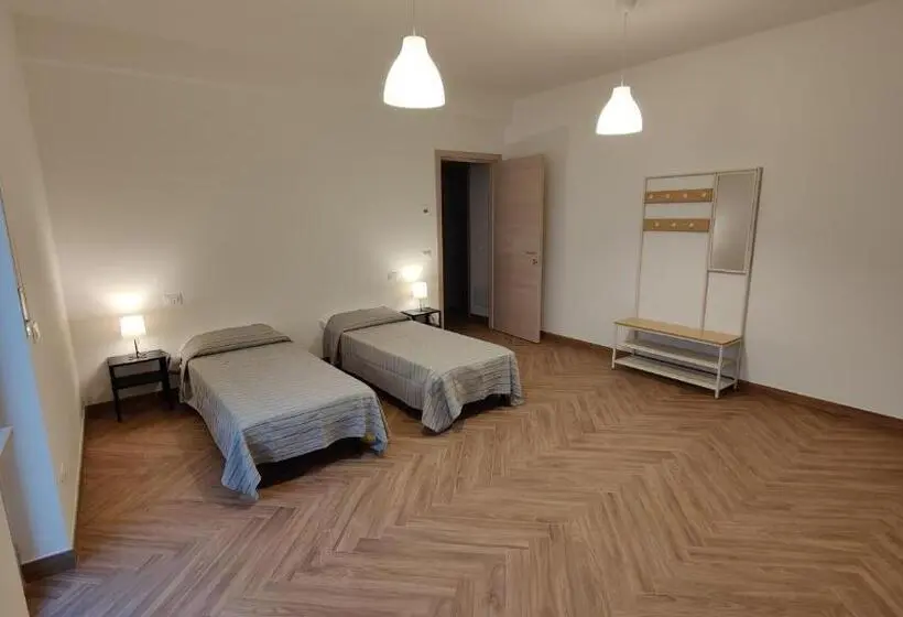 اتاق استاندارد سه تخته با بالکن, Locanda Del Viaggiatore
