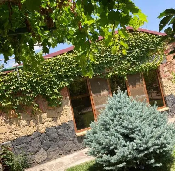 اتاق استاندارد, Green Garden Guest House