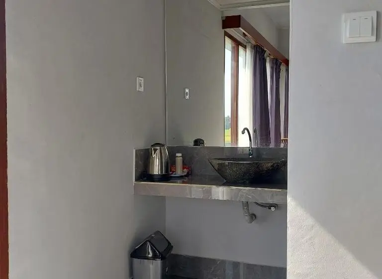 デラックスルーム, Pondok Senja