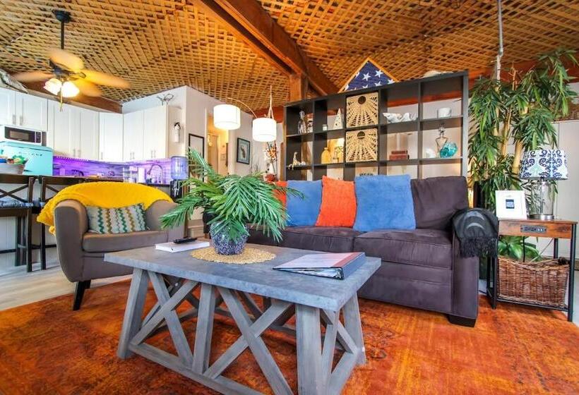 Family Suite, The Sunburst Oasis