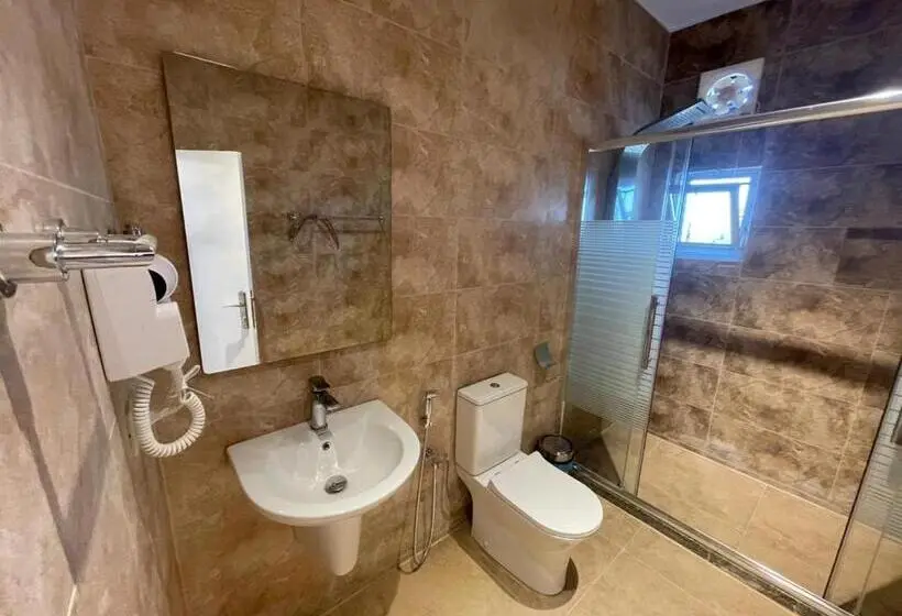 اتاق لوکس, Wadi Al Nakhil Hostel