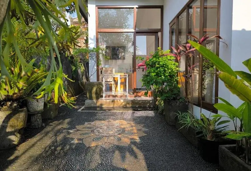テラス付きスタンダードルーム, White Lotus House