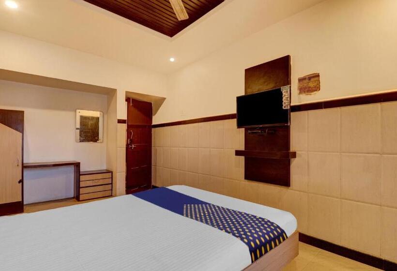 חדר קלאסי לשלושה, Spot On Hotel Shree Mahalaxmi Residency