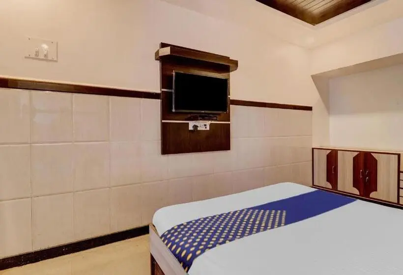 トリプルクラシックルーム, Spot On Hotel Shree Mahalaxmi Residency