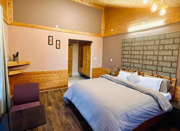 디럭스 룸 킹사이즈 침대, Flüstern  A Boutique Hostel
