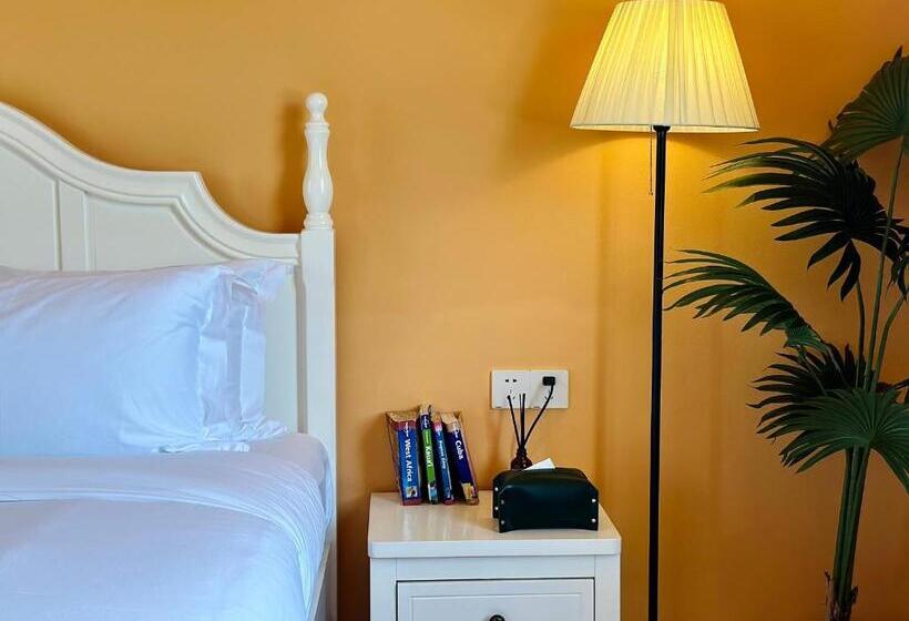 וילה בת 3 חדרי שינה, 911 Surf Villa