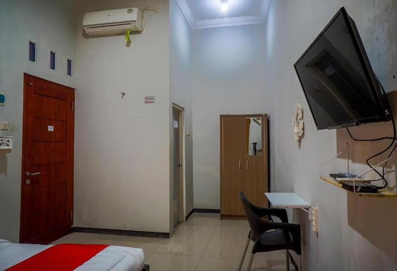 Quarto Estandar, Hkp Homestay Redpartner Blitar