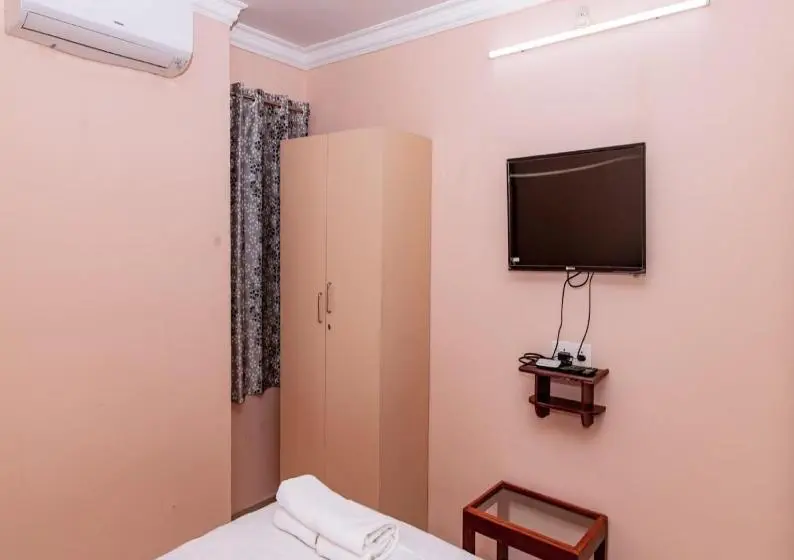اتاق لوکس, Pn Samy Residency