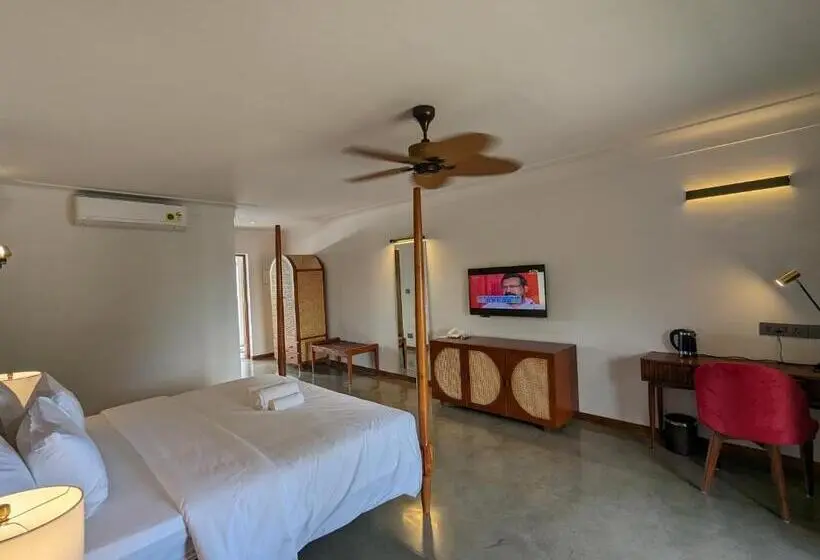 Camera Familiare, Prasanthi