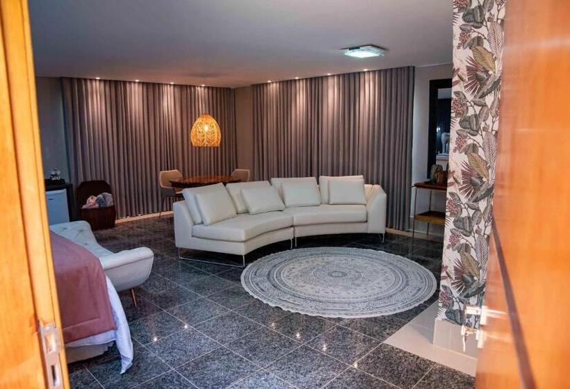 جناح مزود بجاكوزى, Spa Agua Milagrosa