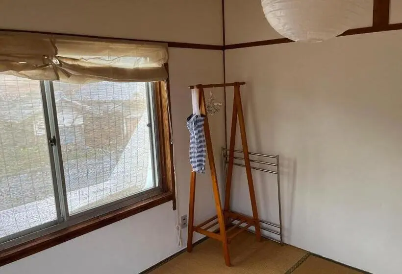Economy-huone, Guesthouse紫雲  Shiun